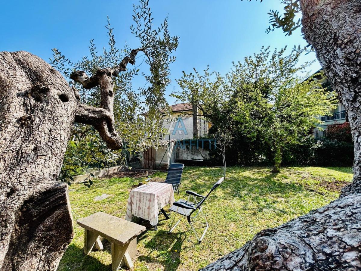 Ares Apartment - Vicino Al Lago Di Garda E Alla Stazione Treno Desenzano del Garda Eksteriør bilde