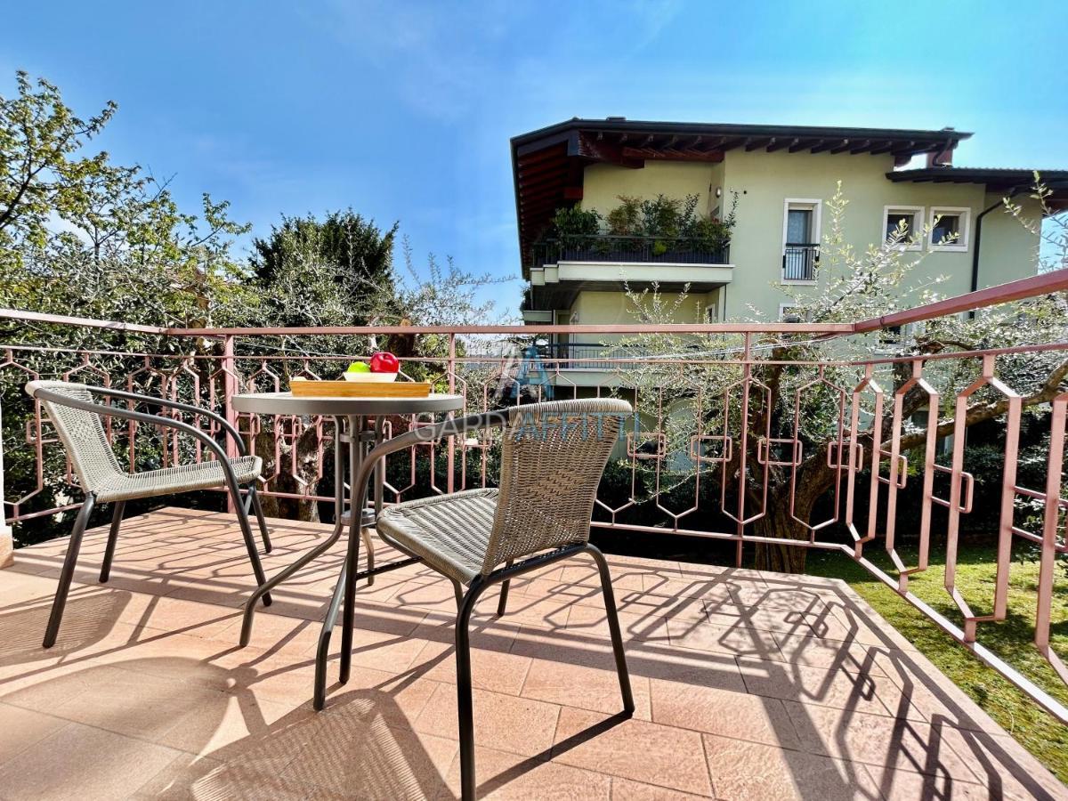 Ares Apartment - Vicino Al Lago Di Garda E Alla Stazione Treno Desenzano del Garda Eksteriør bilde