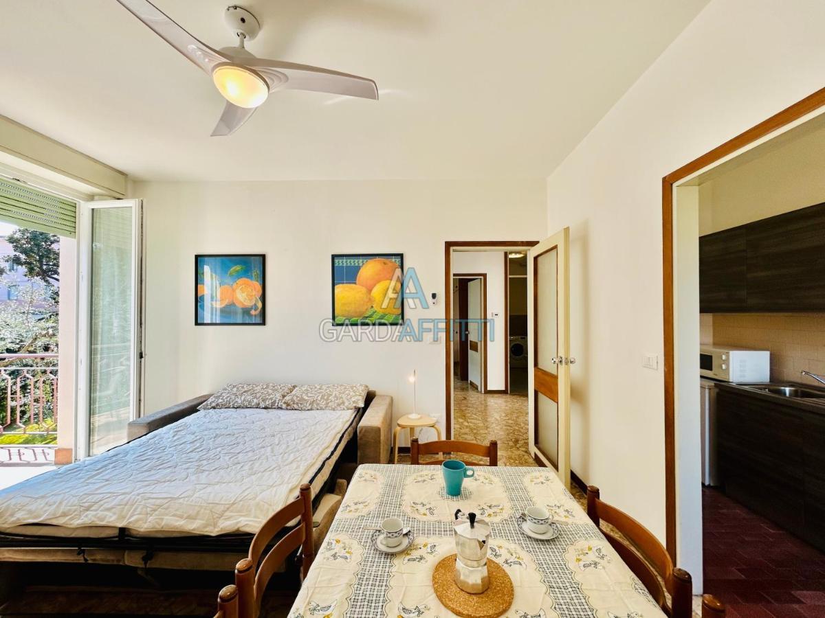 Ares Apartment - Vicino Al Lago Di Garda E Alla Stazione Treno Desenzano del Garda Eksteriør bilde