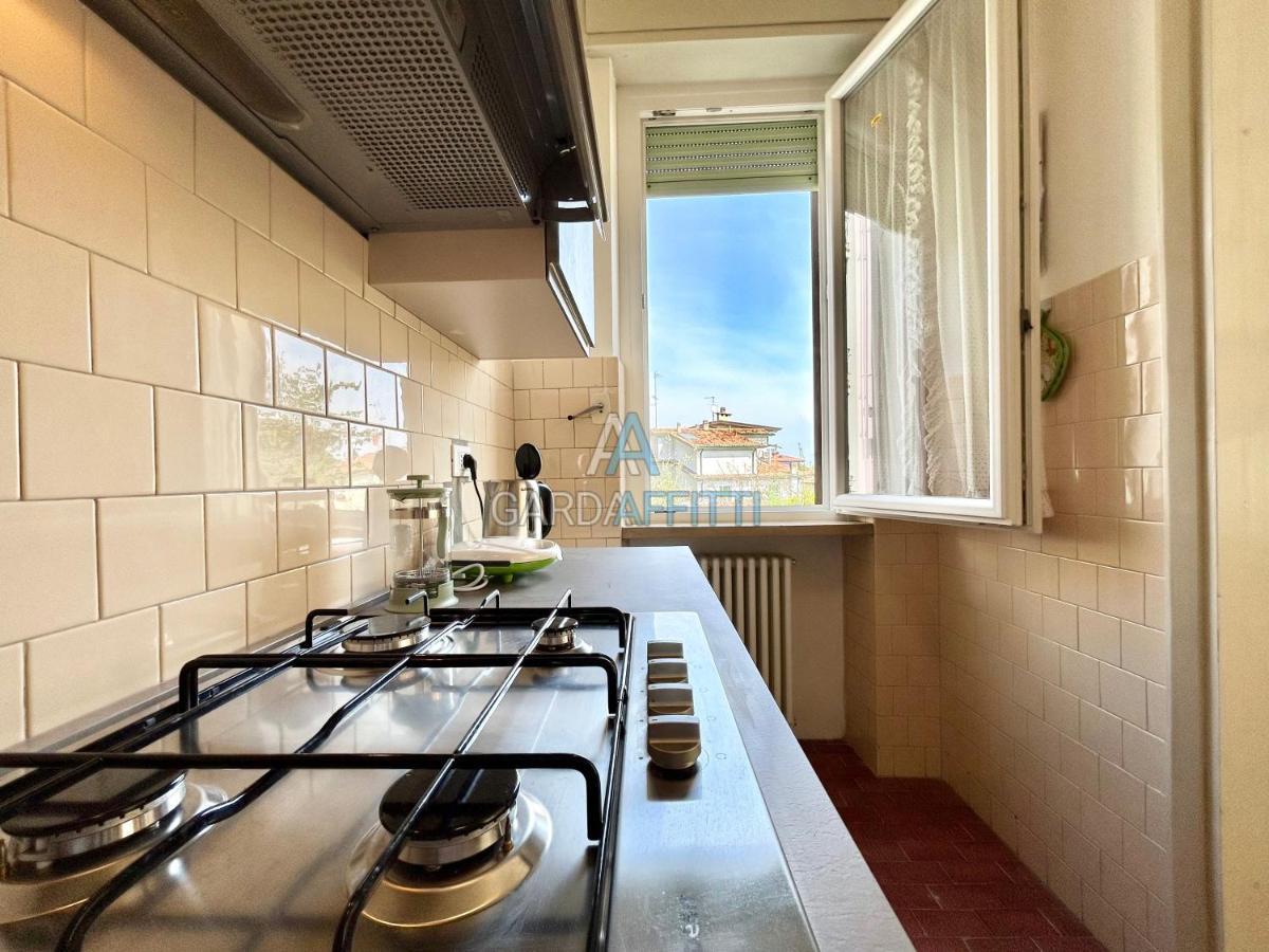 Ares Apartment - Vicino Al Lago Di Garda E Alla Stazione Treno Desenzano del Garda Eksteriør bilde